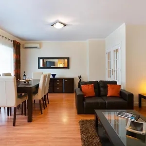 https://super-location-and-just-5-min-to-fisherman-beach.hotelaalgarve.com
