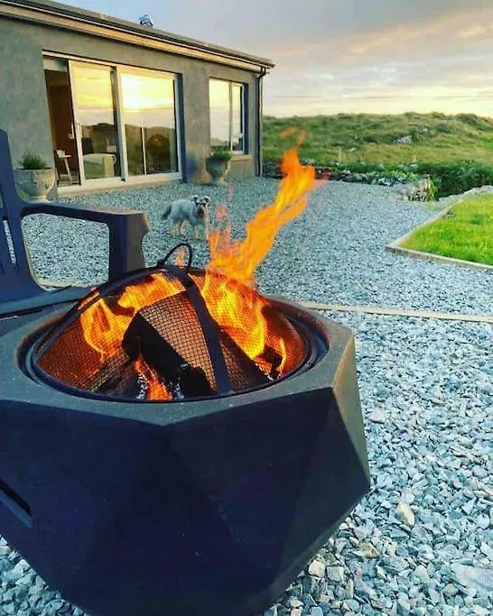 Holiday home Mary'S Seaview Clifden Villa Galway