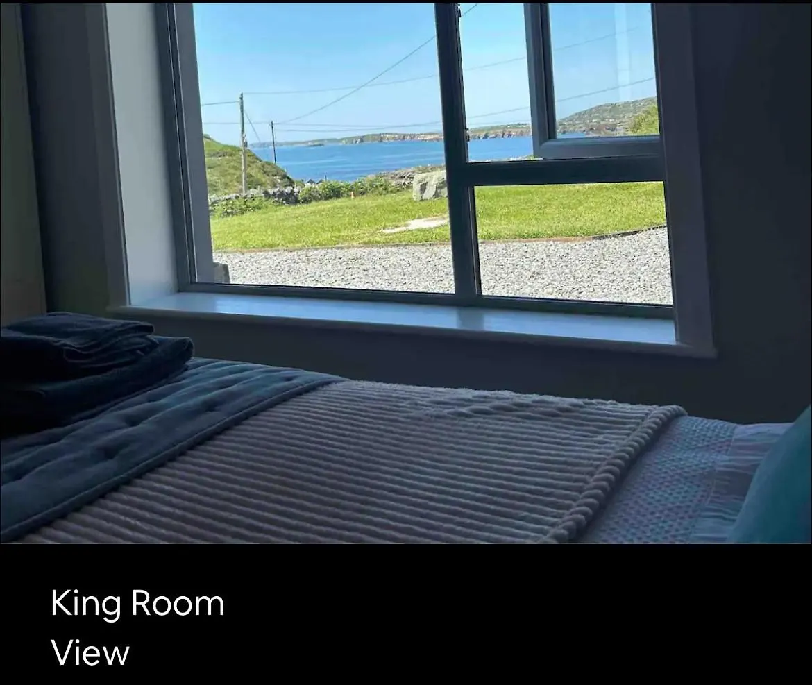 Mary'S Seaview Clifden Villa Galway